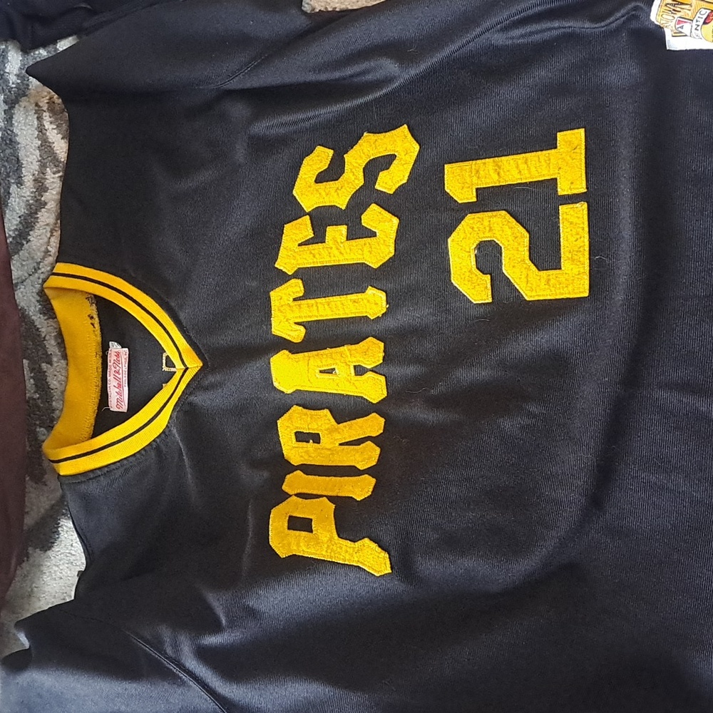 Mitchell & Ness Clemente jersey